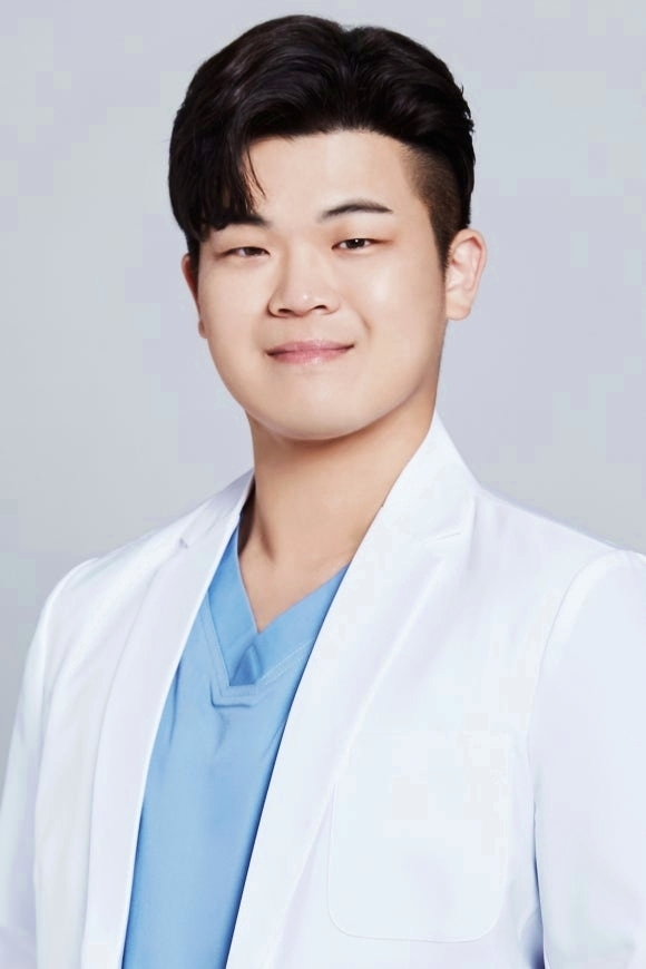 노경우 대표원장 프로필